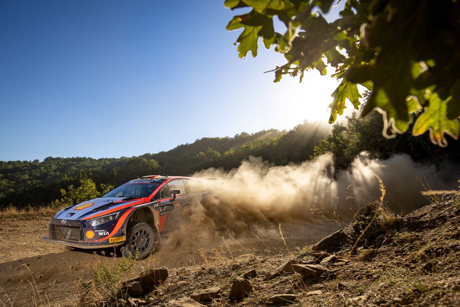 Rapid Neuville inherits Acropolis Rally lead as Loeb retires